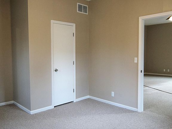 5th image of 14 N Brunswick Ave