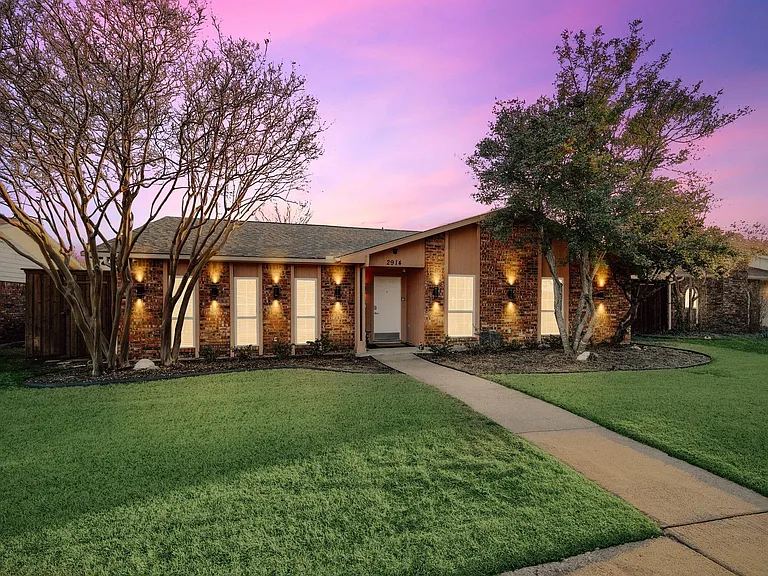 2914 Flagstone Dr — Photo 37