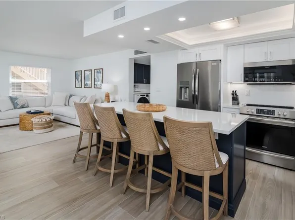 1549 Sandpiper ST #5, NAPLES, FL 34102