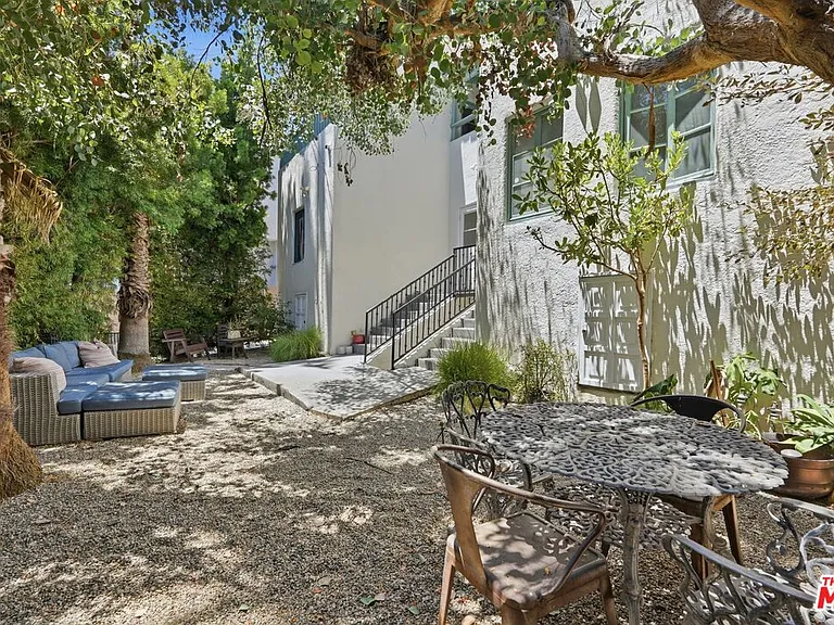 7464 Hollywood Blvd — Photo 18