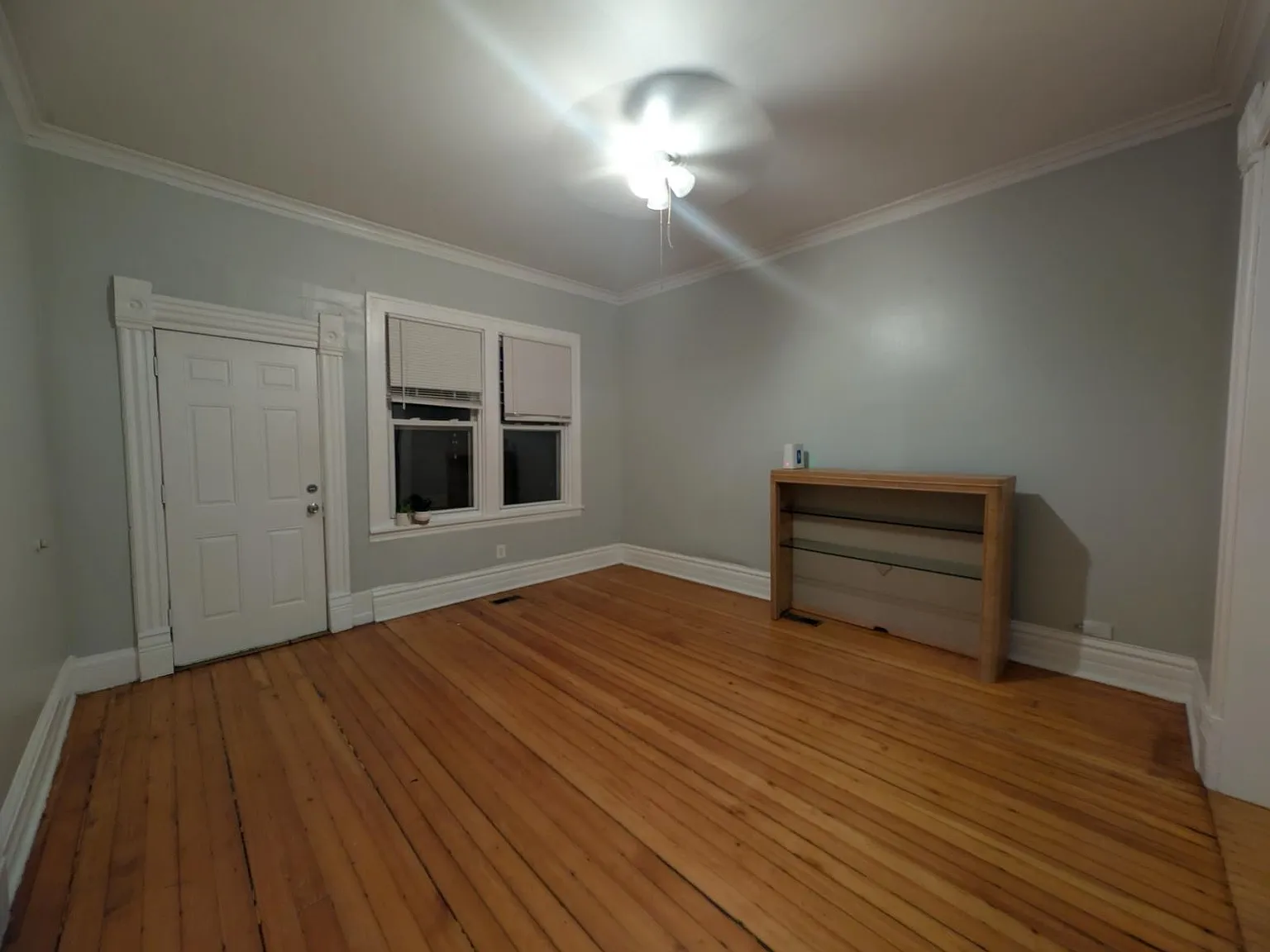 2 bed, 600 sqft, $2,275 — Photo 2