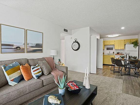 4th image of 7401 Phoenix Ave APT 425