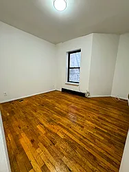 Rented by Safdie Realty Group