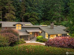 11130 S Deer Dr, Edmonds, WA 98020