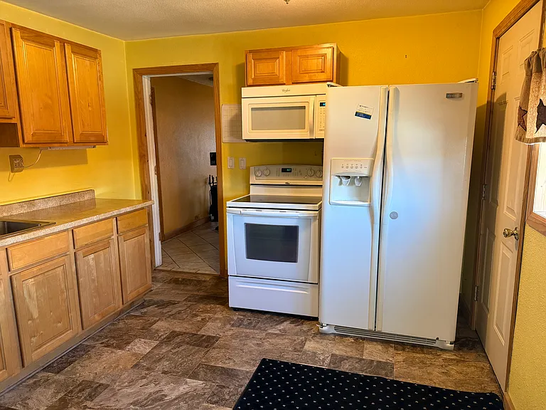 204 Main St — Photo 7