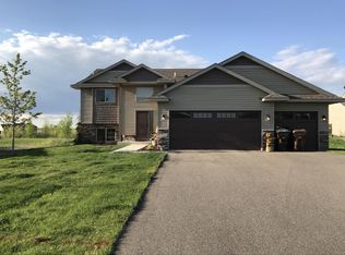 7332 Kittredge Cir NE, Albertville, MN 55301