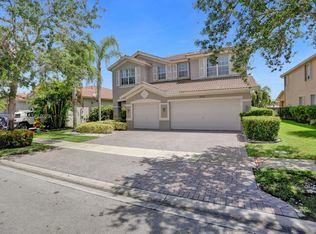 19341 Stonebrook St, Weston, FL 33332