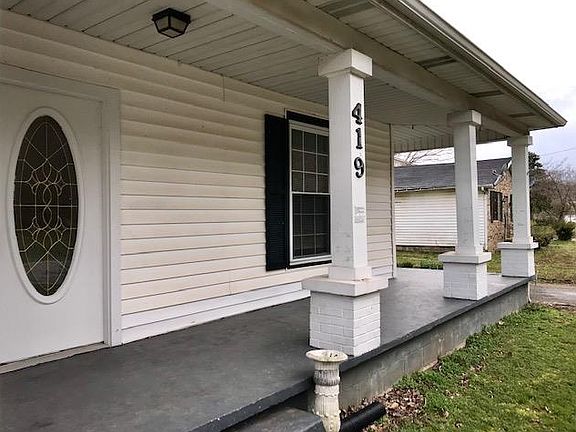 4th image of 419 E Main St