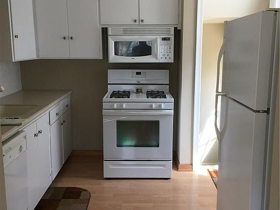 2nd image of 132 Cleveland Dr