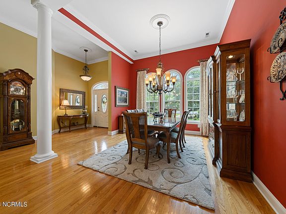 5th image of 3712 Bradford Circle