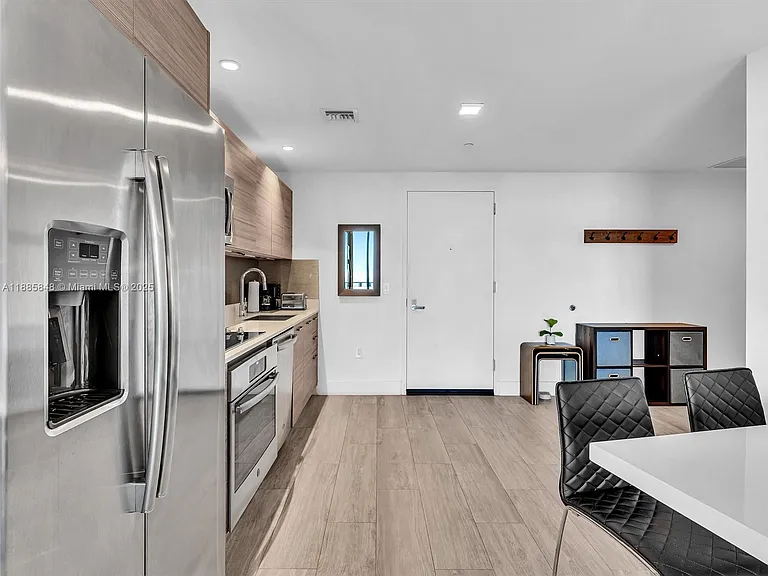 121 NE 34th St #3114 — Photo 13