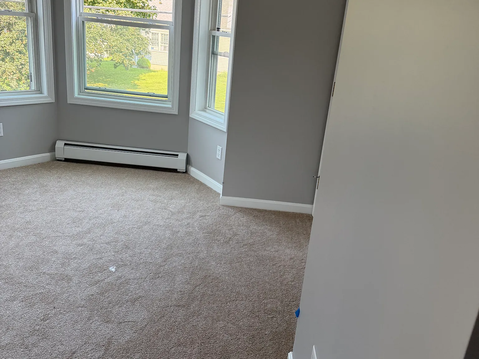2 bed, 1100 sqft, $2,100 — Photo 2