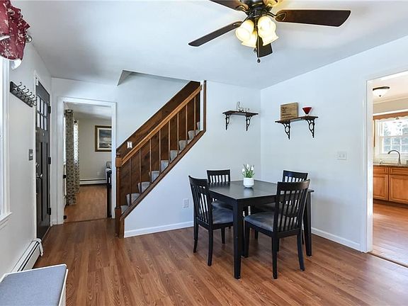 5th image of 265 East Ave