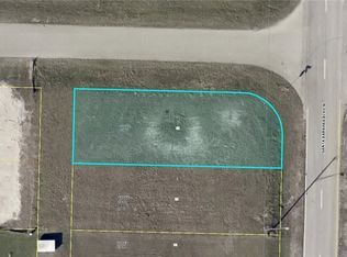 Santa Barbara Blvd N, Cape Coral, FL 33993