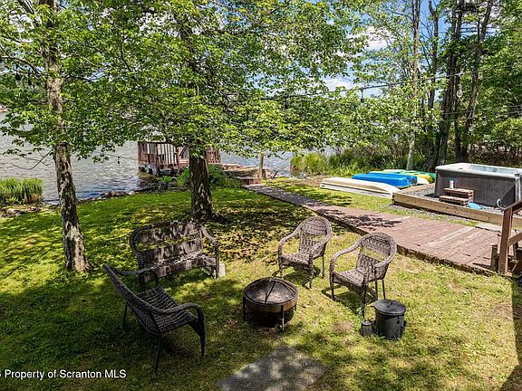 2nd image of 1455 Waterfront Dr
