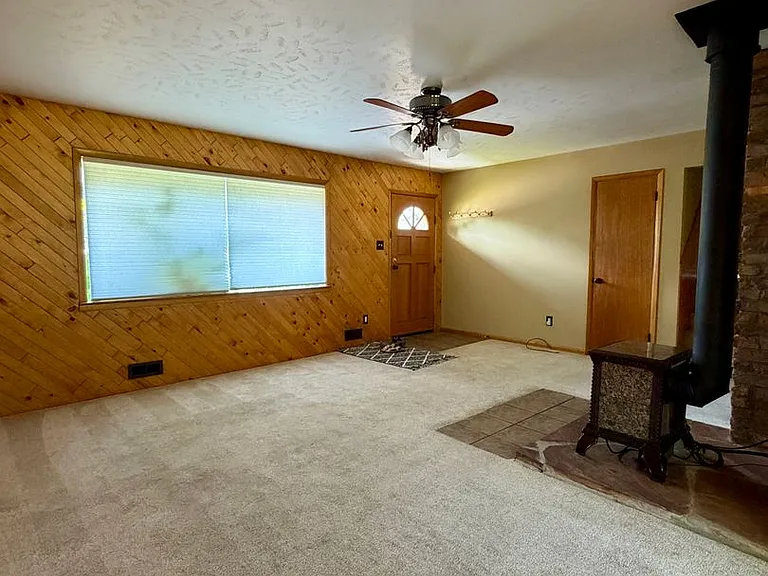 95 Chapparral Cir — Photo 13