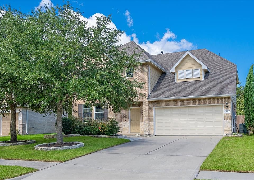 1st image of 3024 Spring Hill Ln