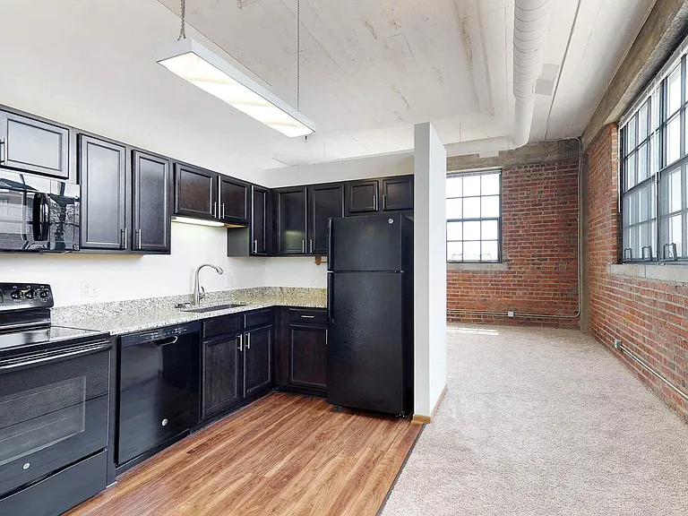 Skinner Macaroni Lofts — Photo 40