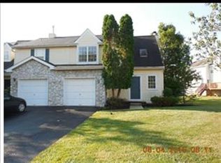 473 Revere Dr, Holland, PA 18966