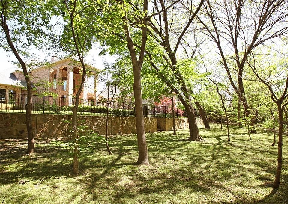 1st image of 5023 Oak Knoll Ln