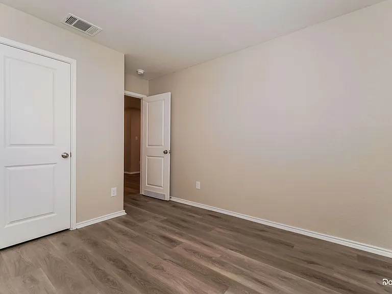 5355 Fair Moon Dr — Photo 11