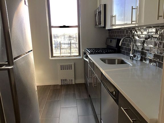 5th image of 2021 E 41st St APT 3G