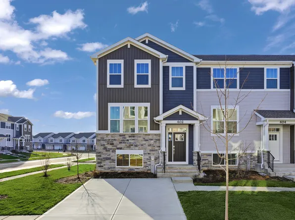 402 Red Oak Cir, Volo, IL 60020