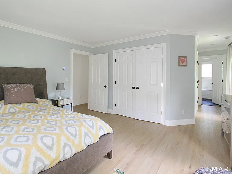 13 Sunnyside Ave — Photo 13