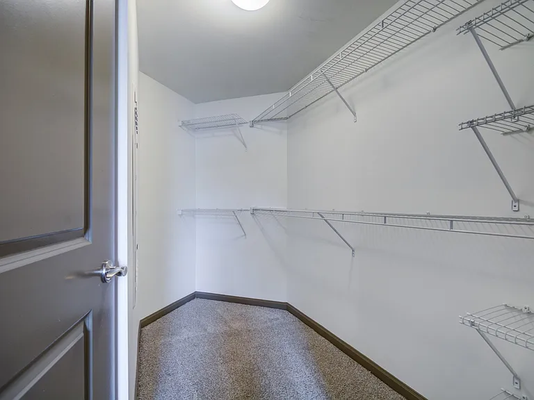 The Ridge at Chenal Valley Apartments — Photo 9