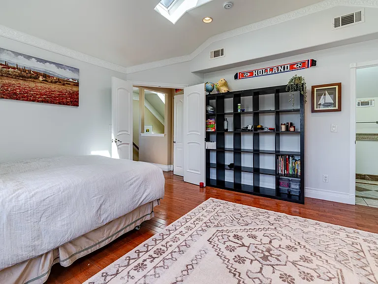 596 Pettis Ave — Photo 14