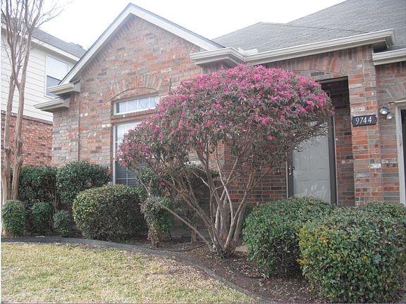 3rd image of 9744 Longhill Dr