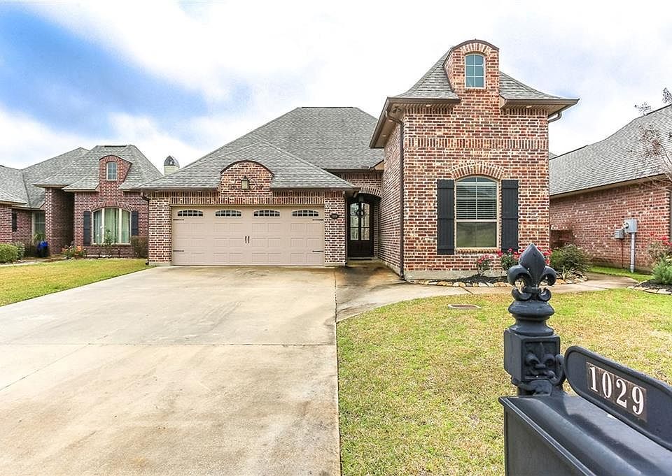 1st image of 1029 Richmond Cir #C