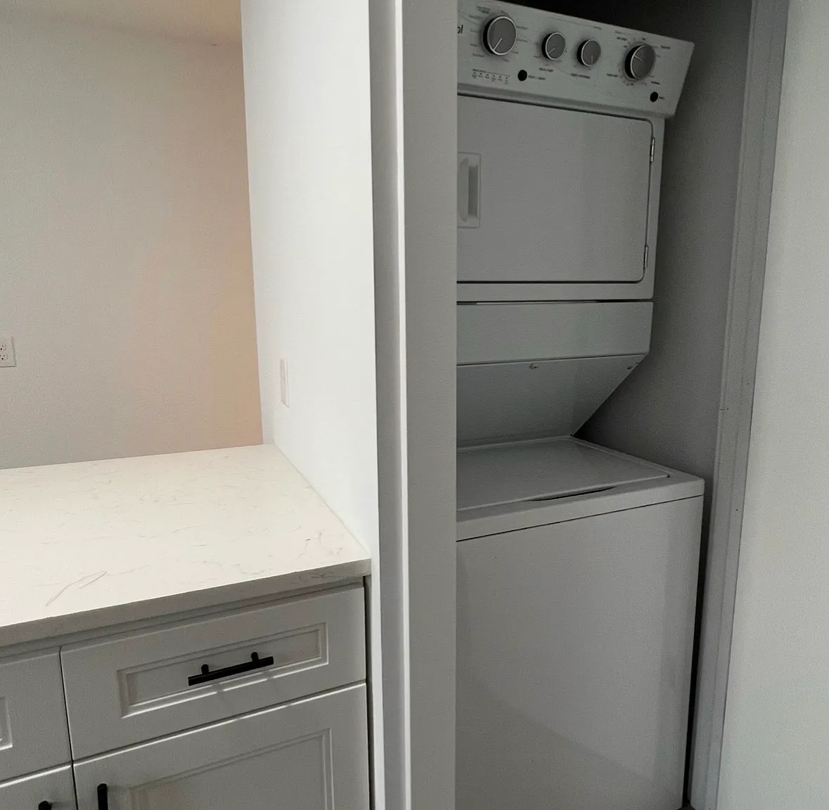 1 bed, $1,600 — Photo 2
