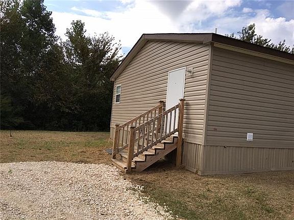 4th image of 2512 Redwood Cir
