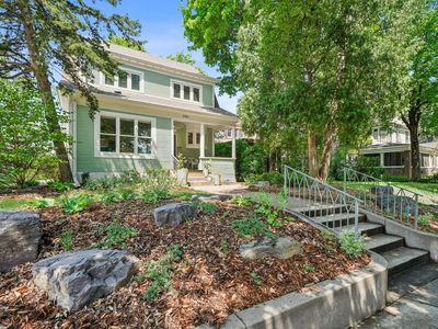 2400 Lake Pl, Minneapolis, MN, 55405