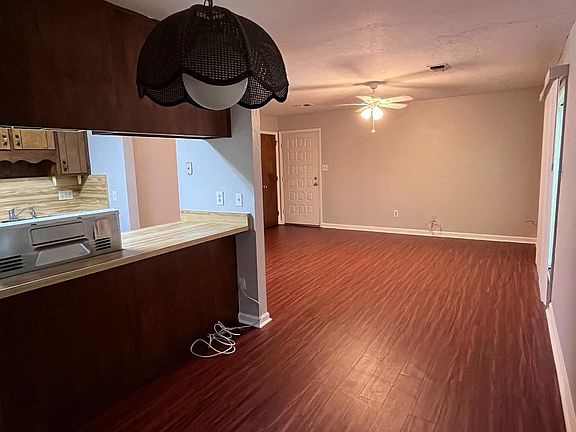 5th image of 3732 Donovan Dr APT A