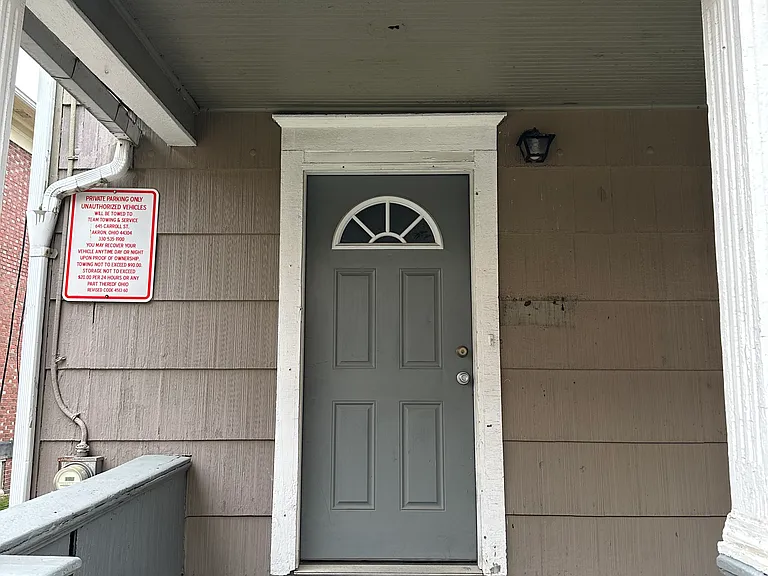 396 Sumner St — Photo 2