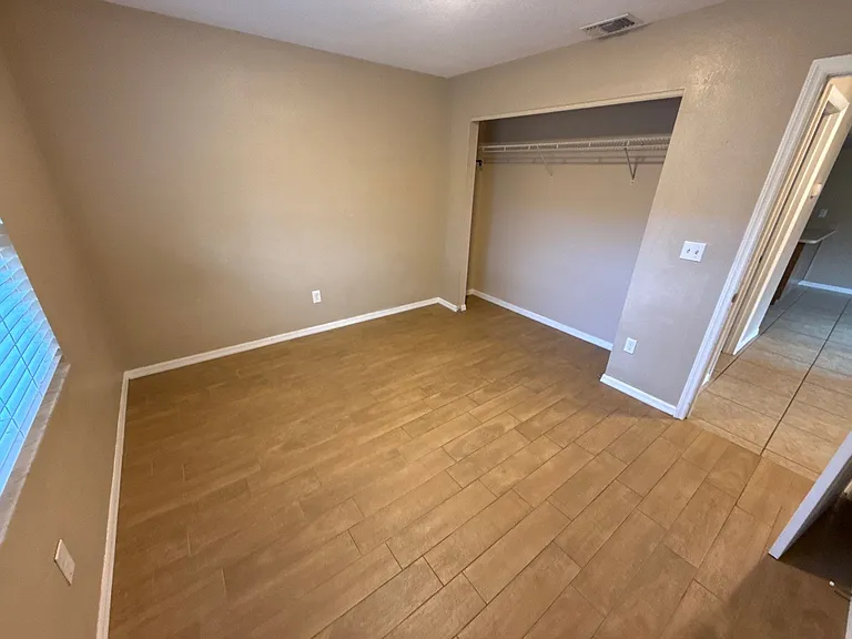 2535 E Marco Ct — Photo 23