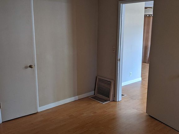 2nd image of 727 E Orange Grove Blvd #G