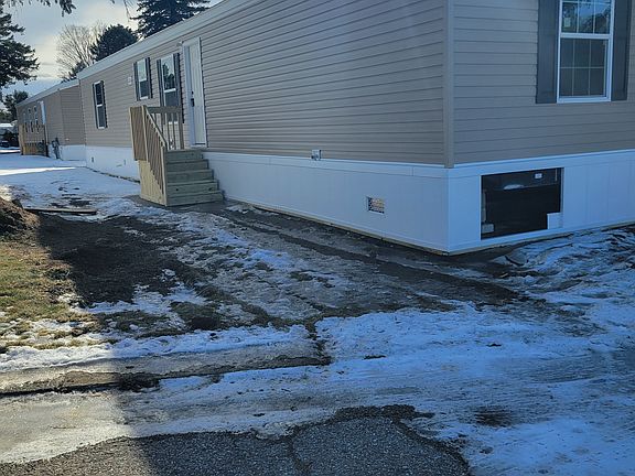 2nd image of 12380 185th Ave #50