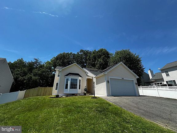 5th image of 16818 Francis West Ln