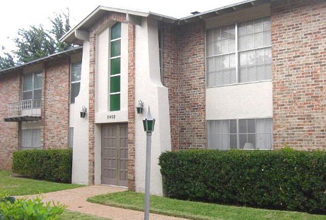 1st image of 2460 University Ave APT A
