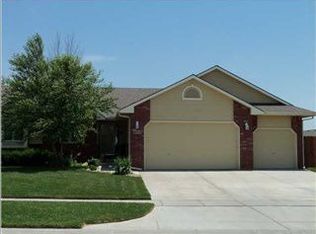3426 N Valerie St, Wichita, KS 67205