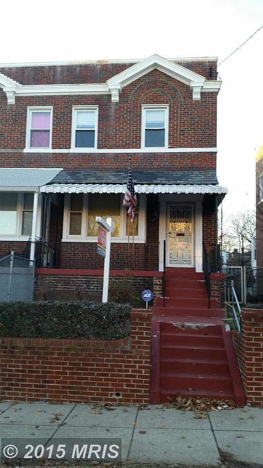 6420 7th St NW photo 1