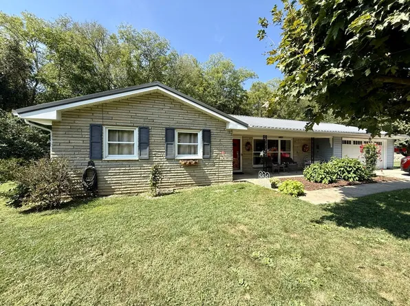 10 Carol Ln, Athens, OH 45701