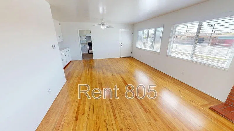 4 bed, 2.0 bath, 1071 sqft, $3,495 — Photo 2
