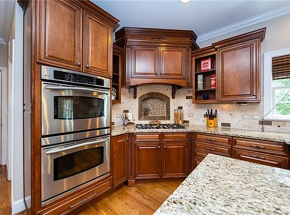 3rd image of 11822 Renee Savannah Ln