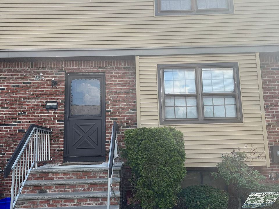 Front View of the property