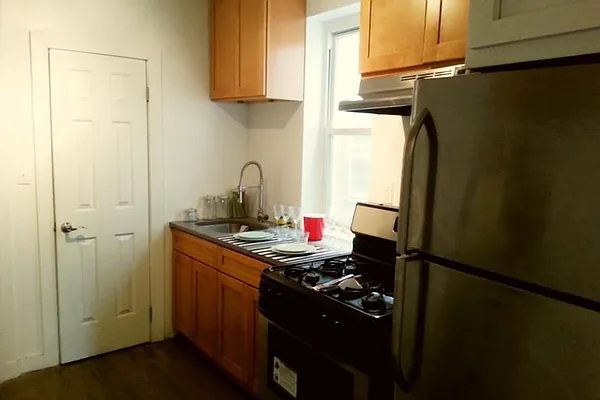 Rented by Bedford Brownstone Realty | media 17