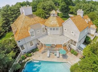 445 Hollow Tree Ridge Rd, Darien, CT 06820